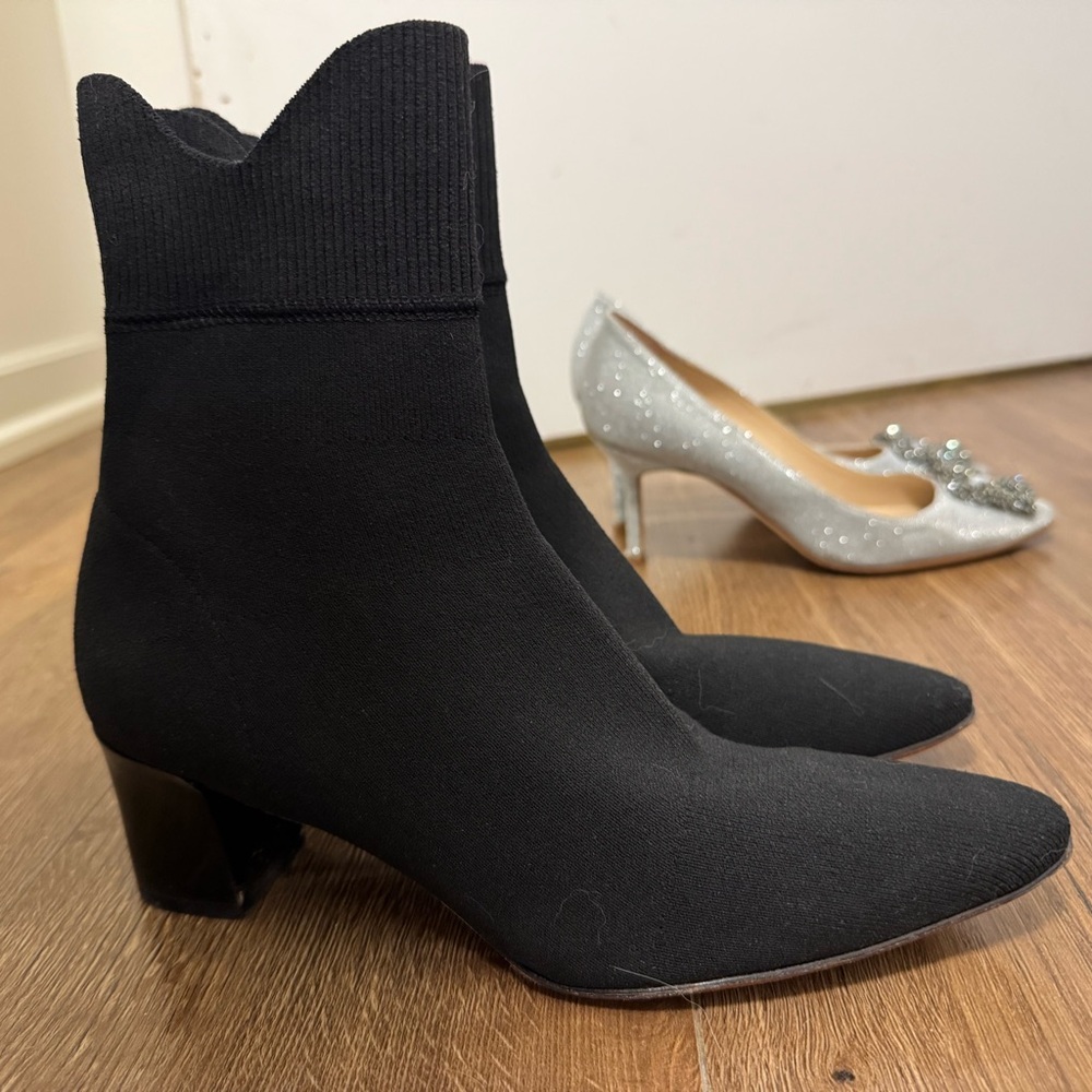 Vince Elegant Black Ankle Boots for Women